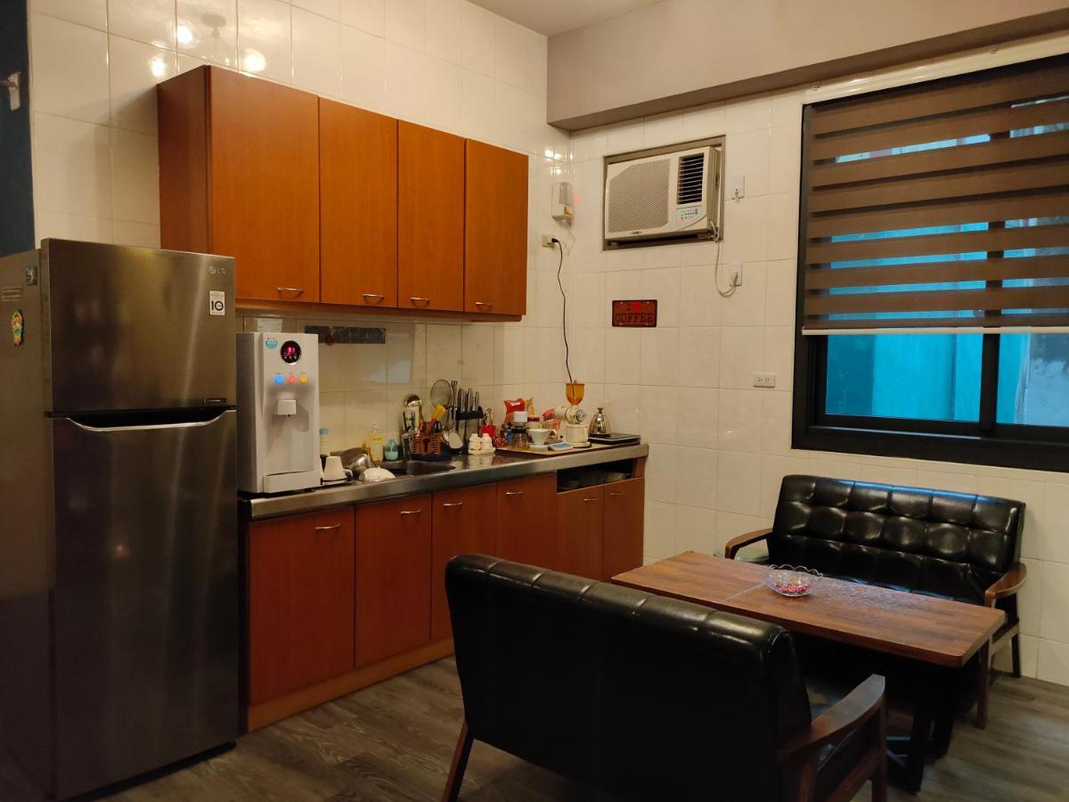 My Second Floor Hostel Tainan Eksteriør bilde
